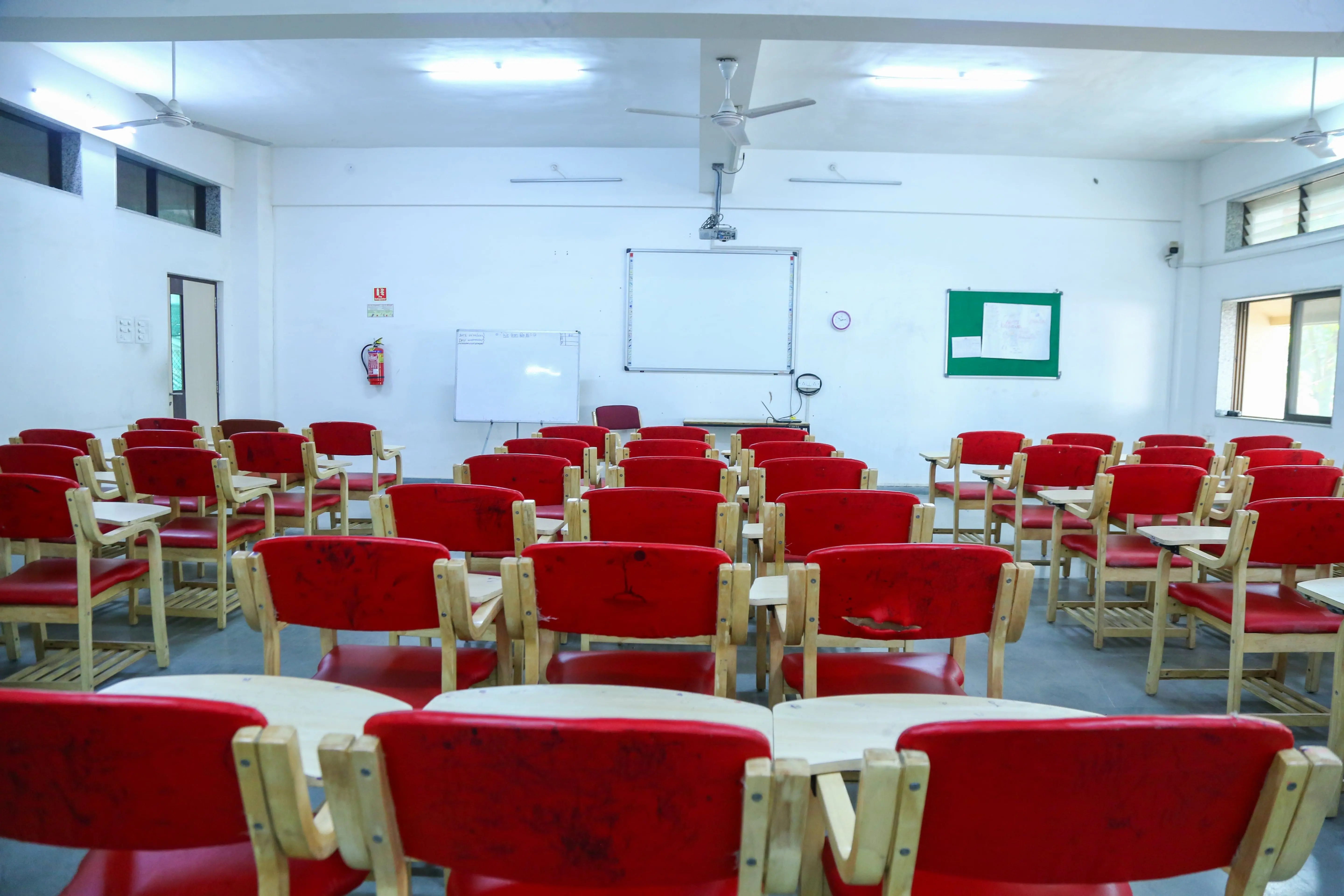 Smart Classroom & Library